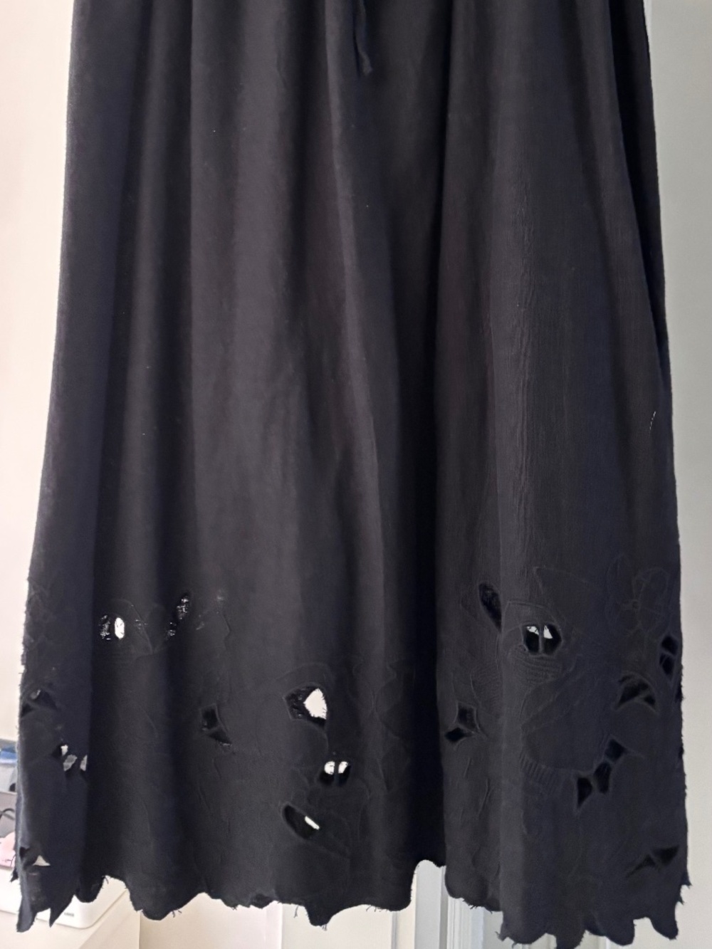 NWT Universal Thread BLACK linen cutout lace midi skirt - Size XS